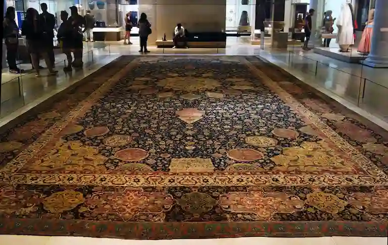 Kashan carpet