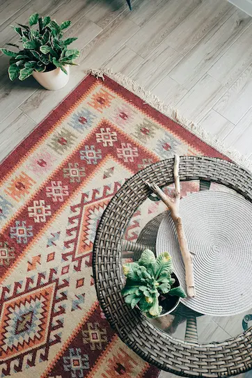coffee table layering rugs